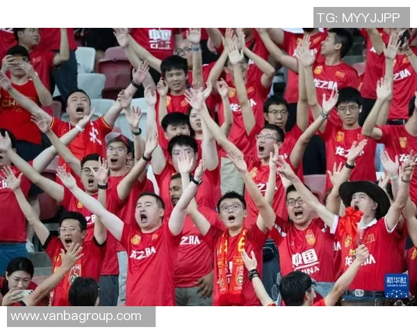 中韩足球预选赛激战在即球迷期待两国球队精彩对决与历史交锋 中韩足球预选赛激战在即球迷期待两国球队精彩对决与历史交锋